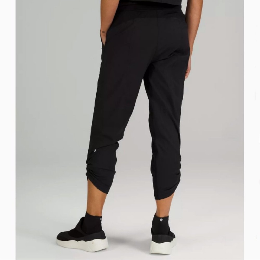 Lululemon Dance Studio Mid-Rise Crop 25” Pants Black Size 12 - Picture 8 of 14